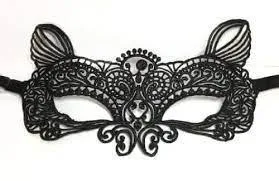 מסיכת עיניים שחור