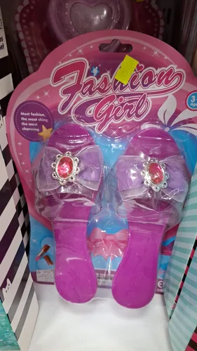 נעלי עקב לקטנטנים