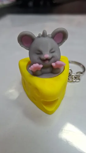 קליקר עכבר גבינה